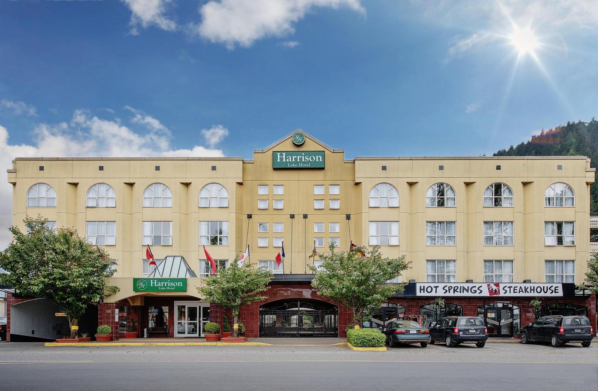 Harrison Lake Hotel Харрисон-Хот-Спрингс Экстерьер фото