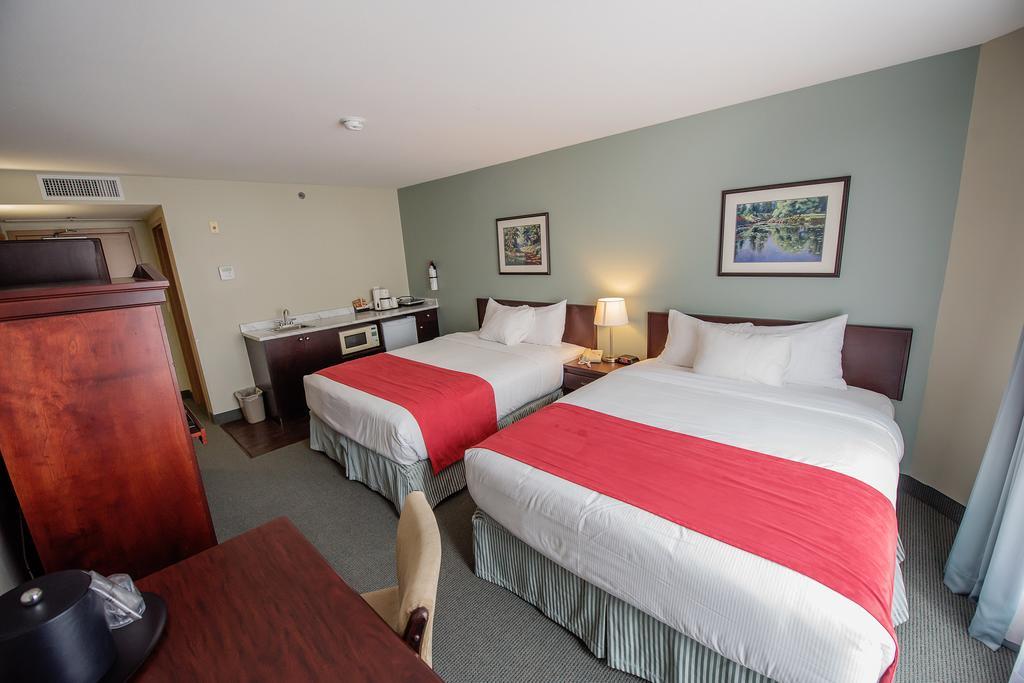 Harrison Lake Hotel Харрисон-Хот-Спрингс Экстерьер фото