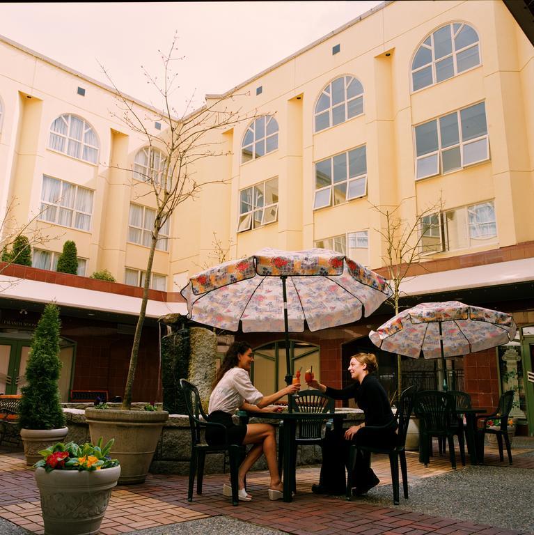 Harrison Lake Hotel Харрисон-Хот-Спрингс Экстерьер фото