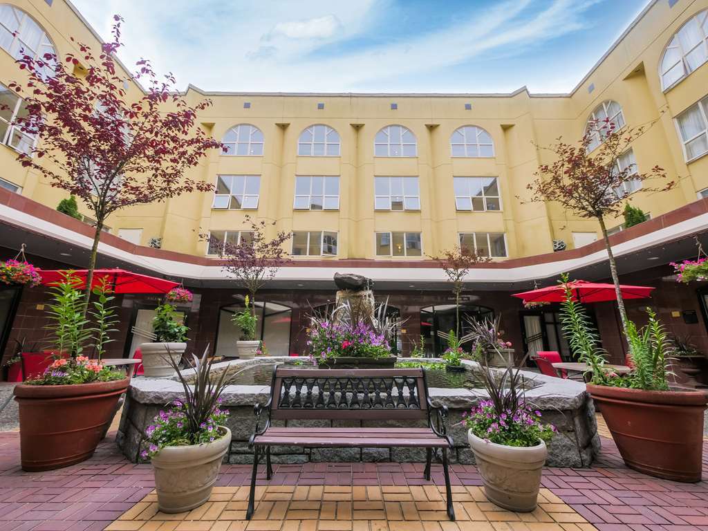 Harrison Lake Hotel Харрисон-Хот-Спрингс Экстерьер фото